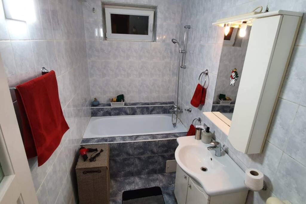 سيبيو Titian'S Cozy Apartment المظهر الخارجي الصورة
